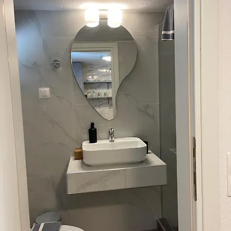 Garden View By Nikolis Aparthotel 3*