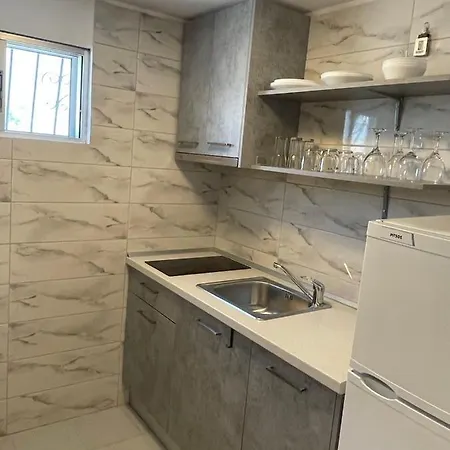 Aparthotel Garden View By Nikolis 3*