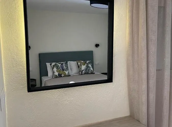 Lägenhetshotell Garden View By Nikolis 3*