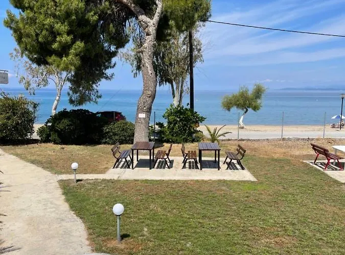 Garden View By Nikolis Lägenhetshotell Paradisos